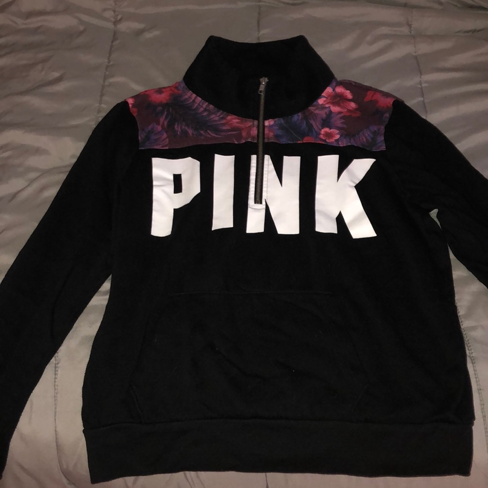 PINK Sweatshirt